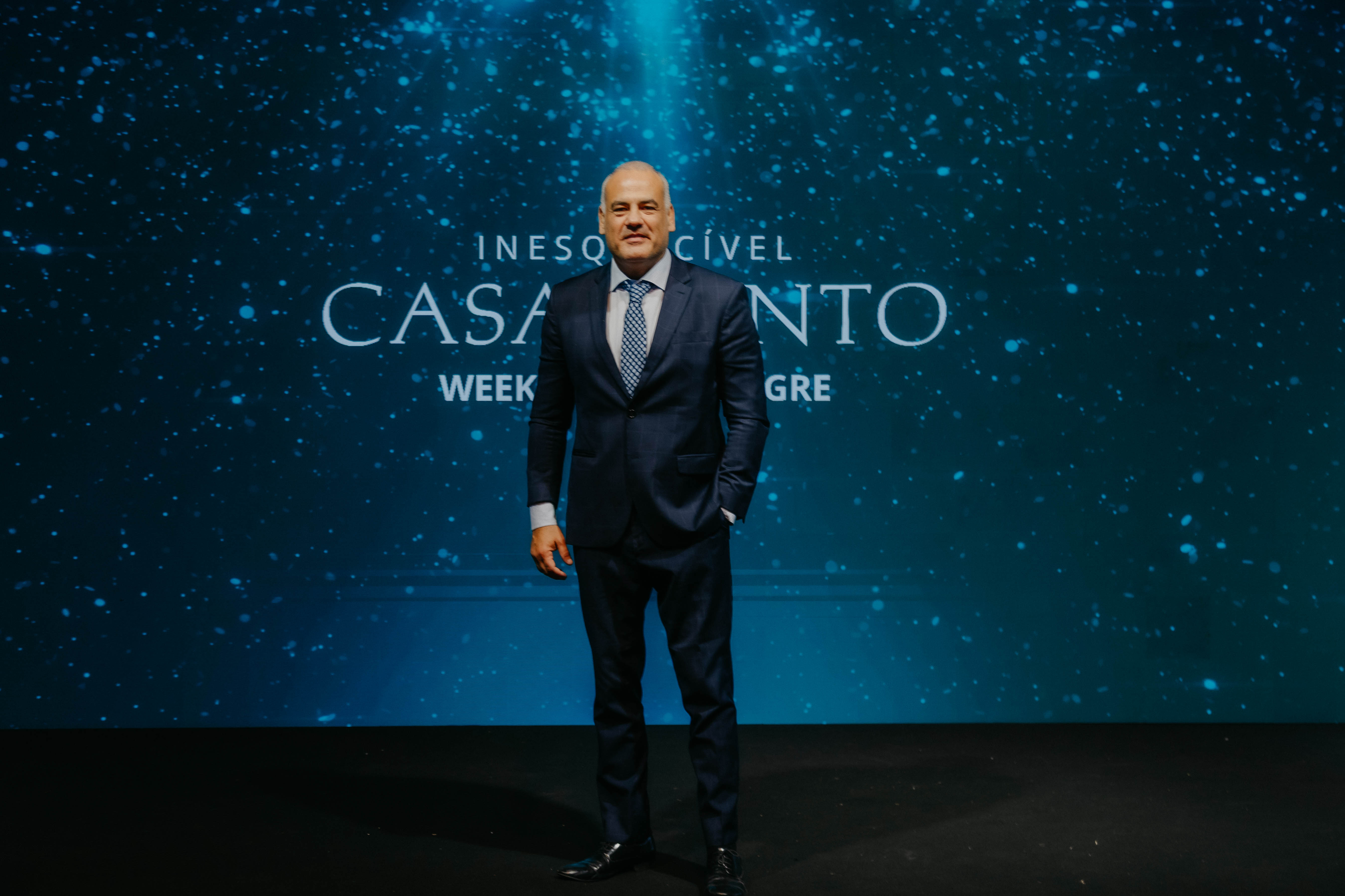 Fabiano Niederauer no Teatro INESQUECIVEL CASAMENTO 