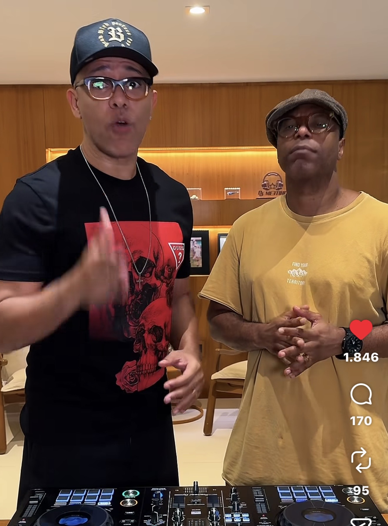 Mc Koringa e Buchecha revivem os bailes funk 
