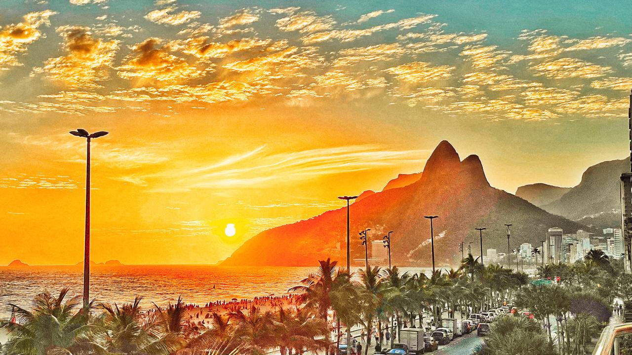 por do sol na praia de Ipanema