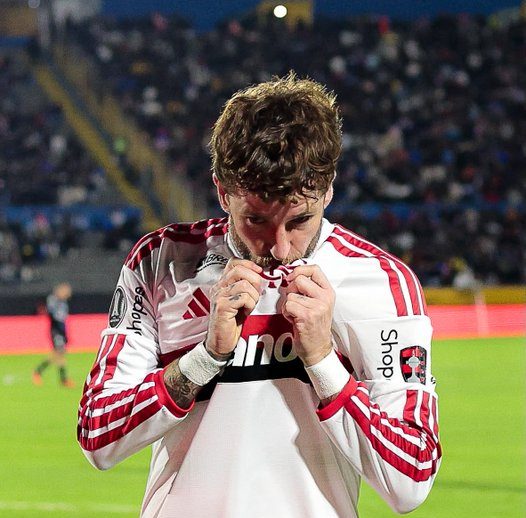 Léo Pereira comemora gol de cabeça - Crédito a usar: Foto: Flamengo (via Diario El Mercurio)