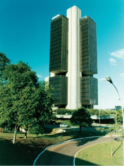 Foto da sede do Banco Central do Brasil, em Brasília.