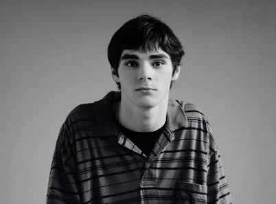 Roy Frank Mitte, conhecido profissionalmente como RJ Mitte, foi um ator e produtor cinematográfico norte-americano. Foto: Reprodução